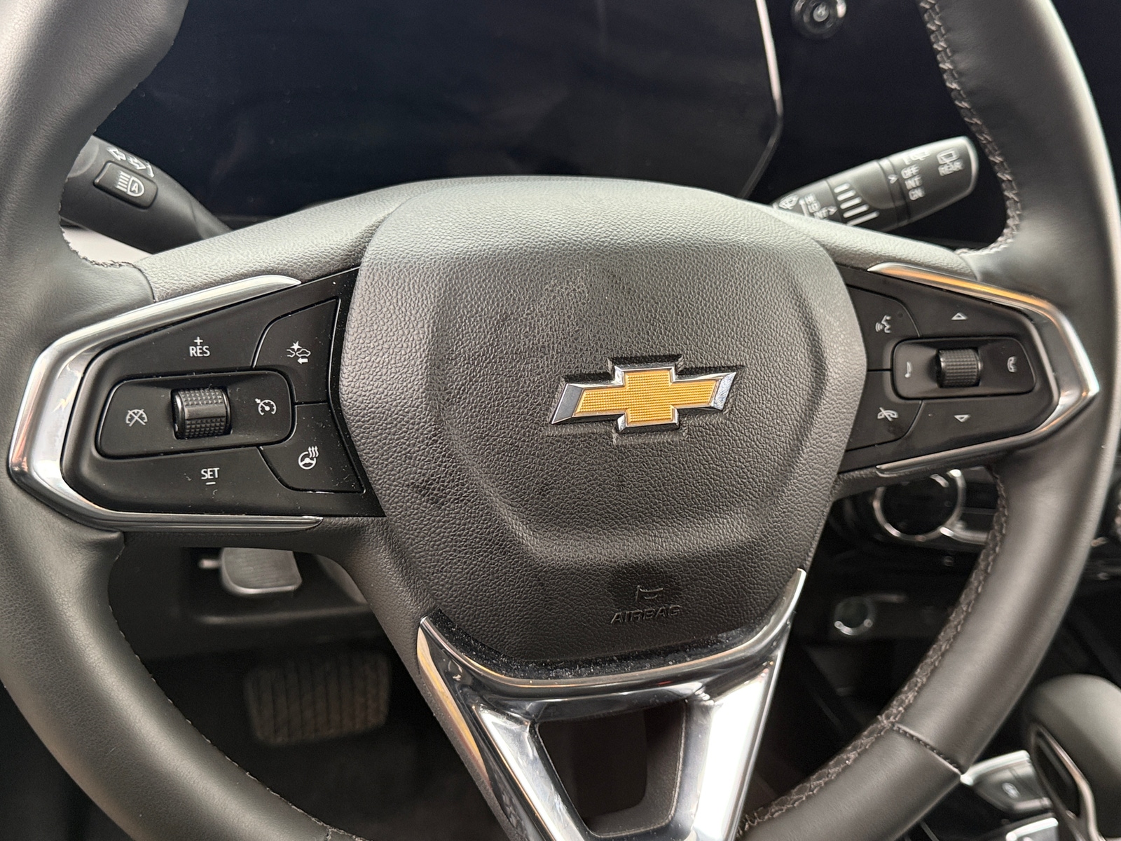 Thumbnail: 2025 Chevrolet Trax - 5