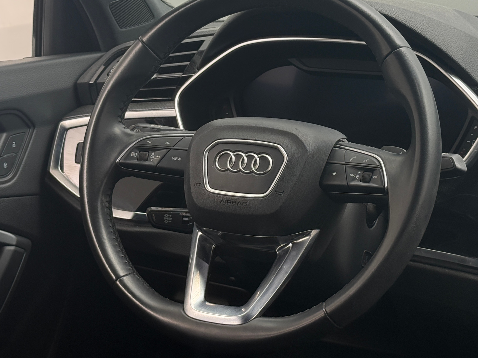 Thumbnail: 2020 Audi Q3 - 4