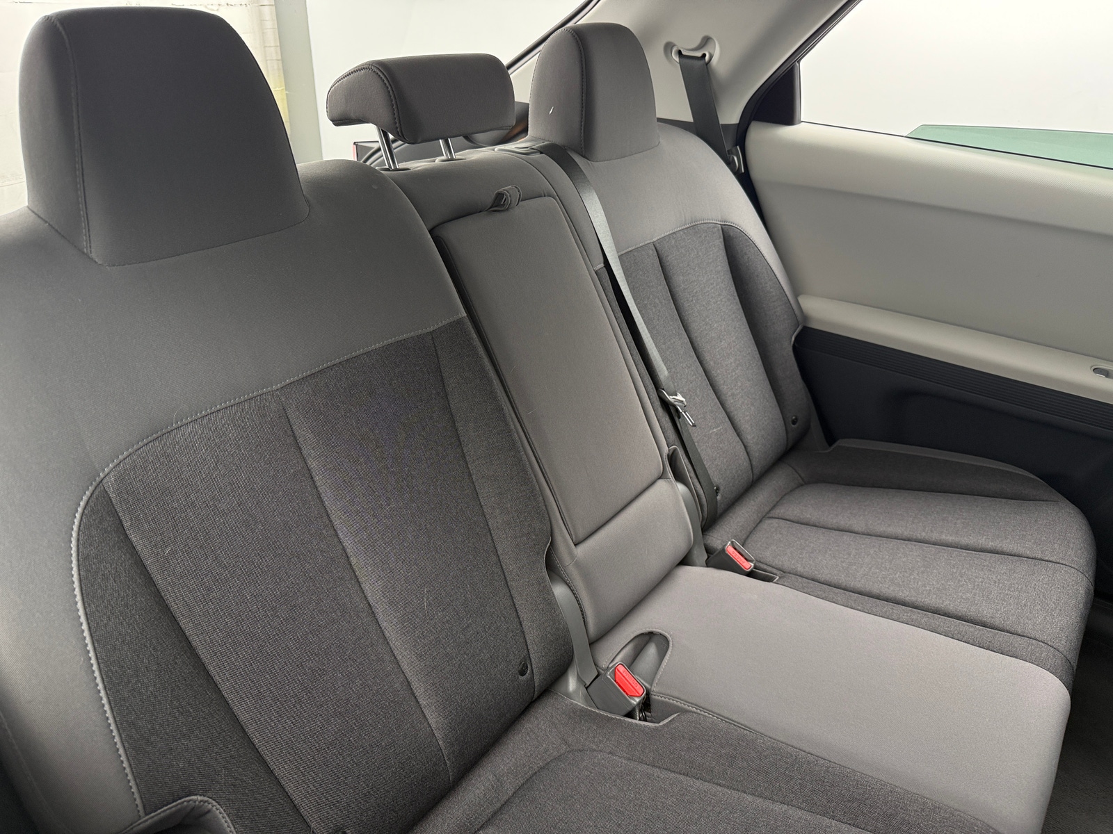 Thumbnail: 2023 Hyundai Ioniq 5 - 6