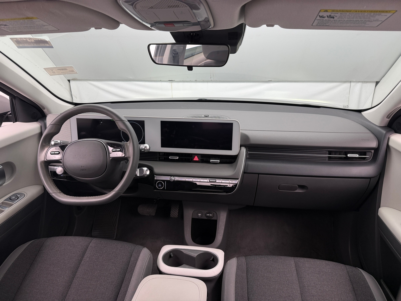 Thumbnail: 2023 Hyundai Ioniq 5 - 3