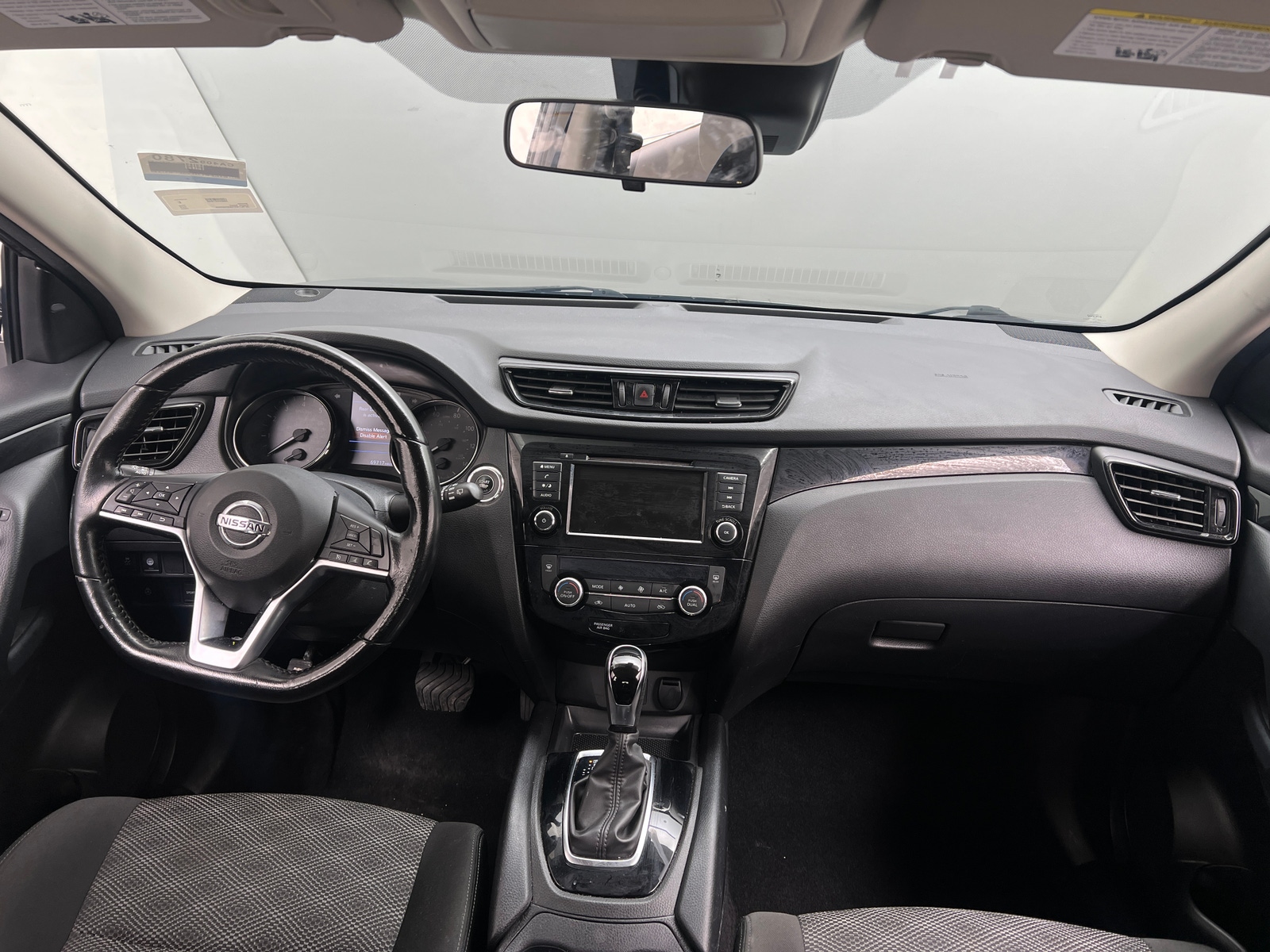 Thumbnail: 2022 Nissan Rogue Sport - 3