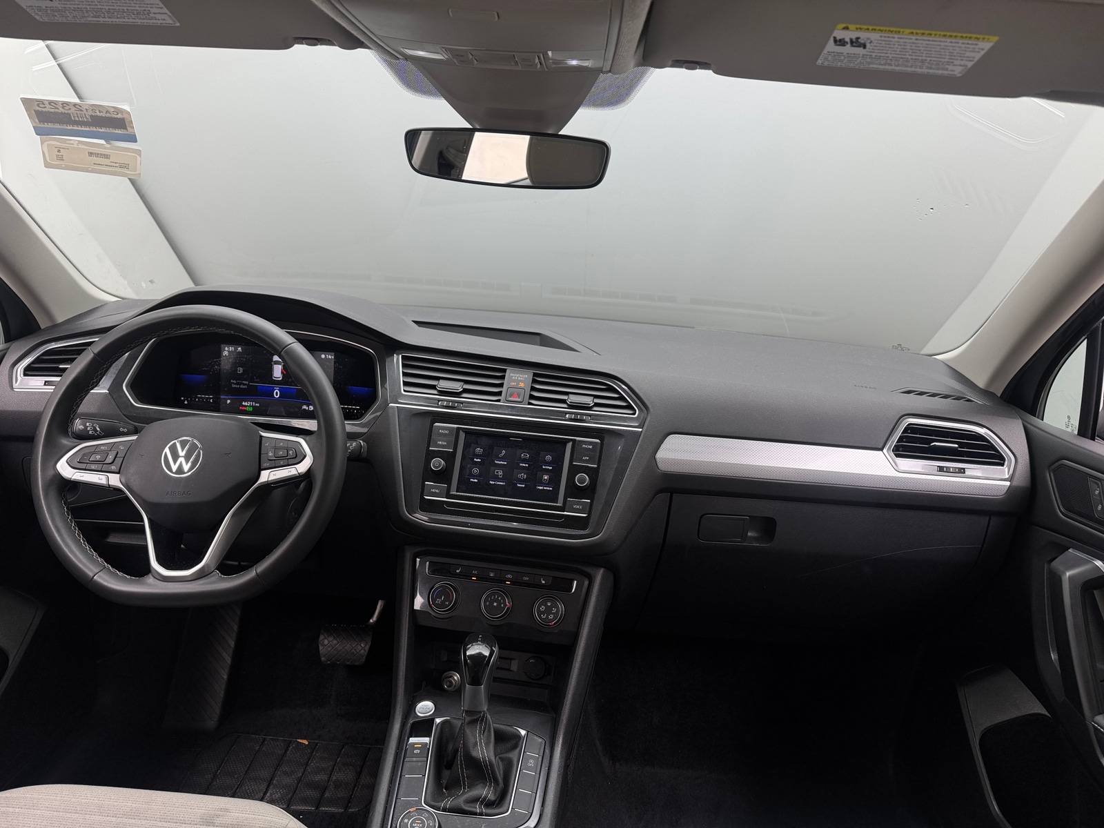 Thumbnail: 2022 Volkswagen Tiguan - 3