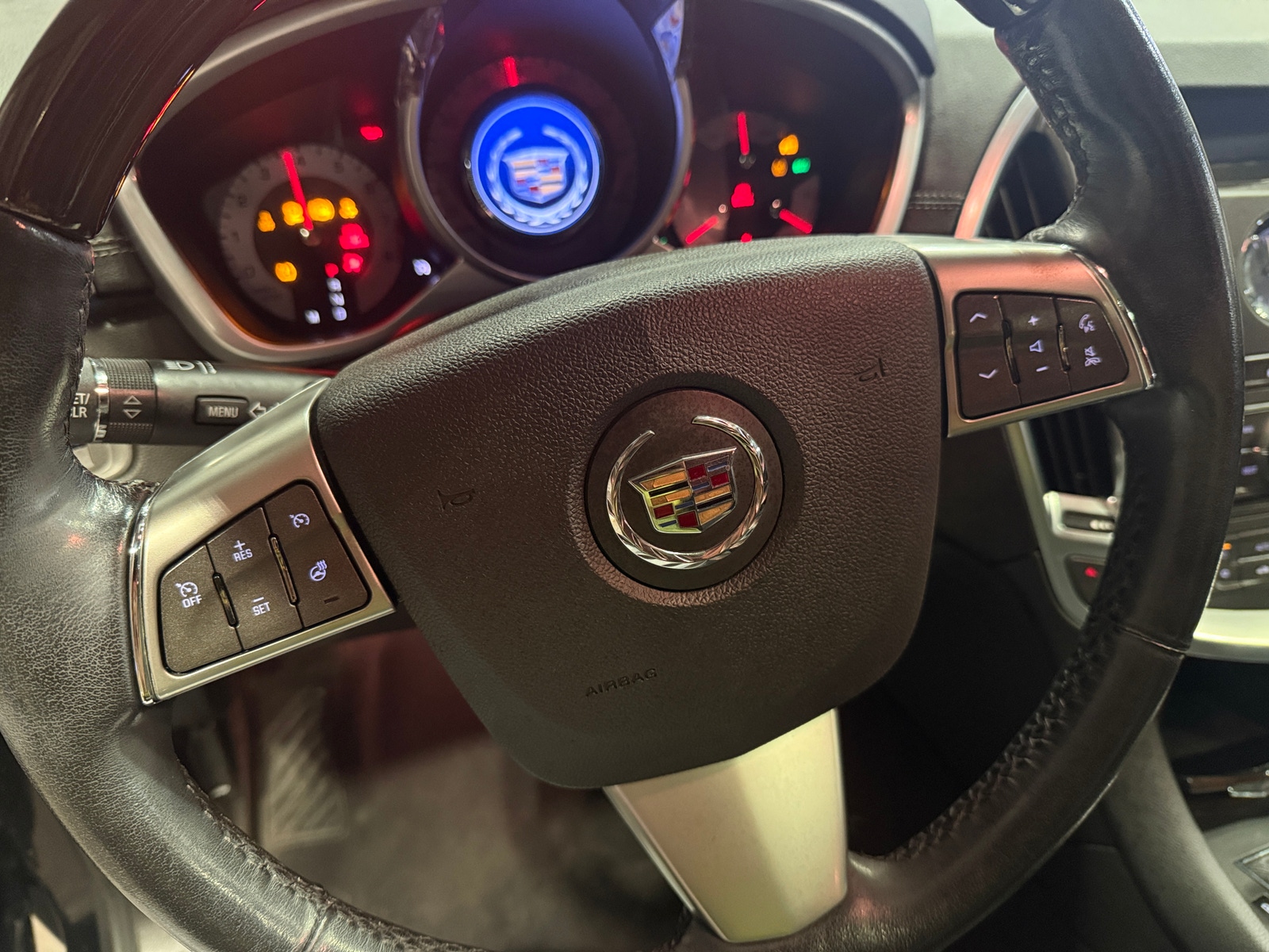 Thumbnail: 2012 Cadillac SRX - 4