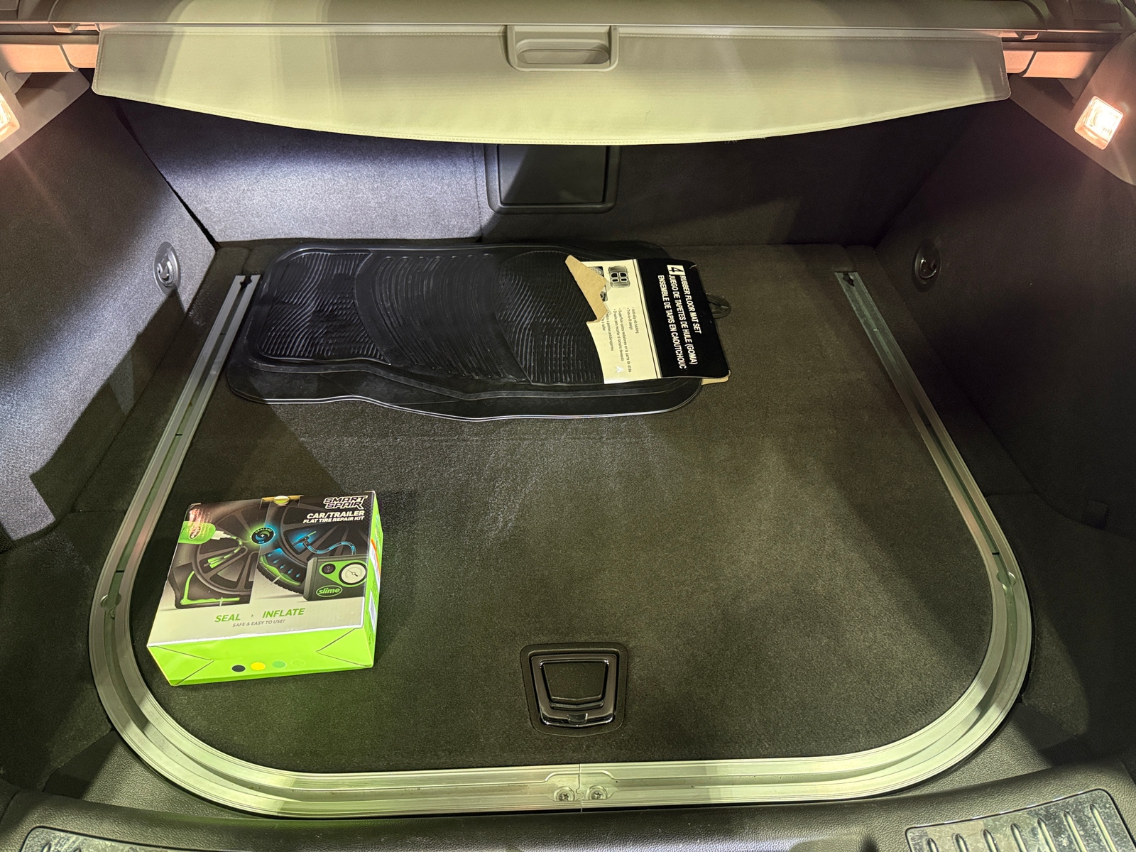 Thumbnail: 2012 Cadillac SRX - 6