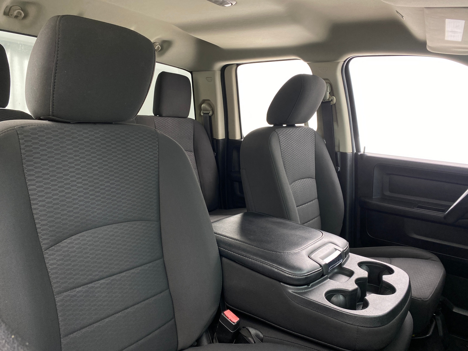 Thumbnail: 2019 RAM 1500 Classic - 2