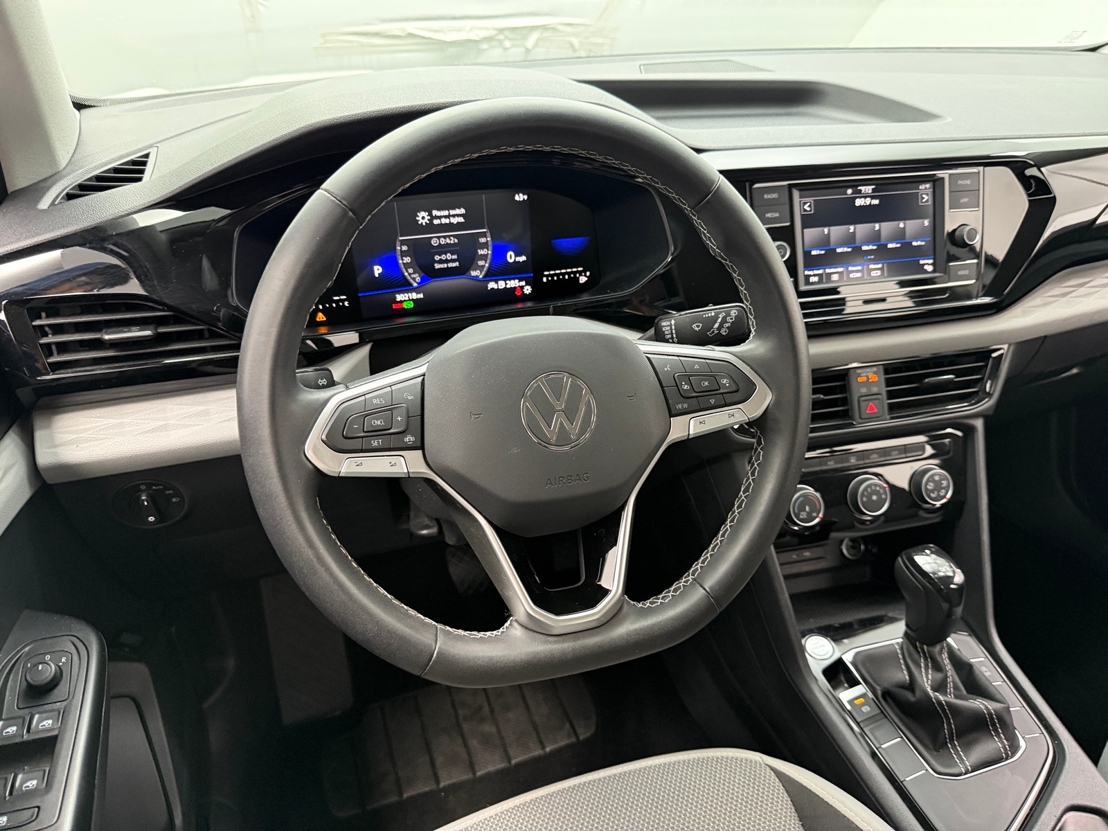 Thumbnail: 2023 Volkswagen Taos - 5