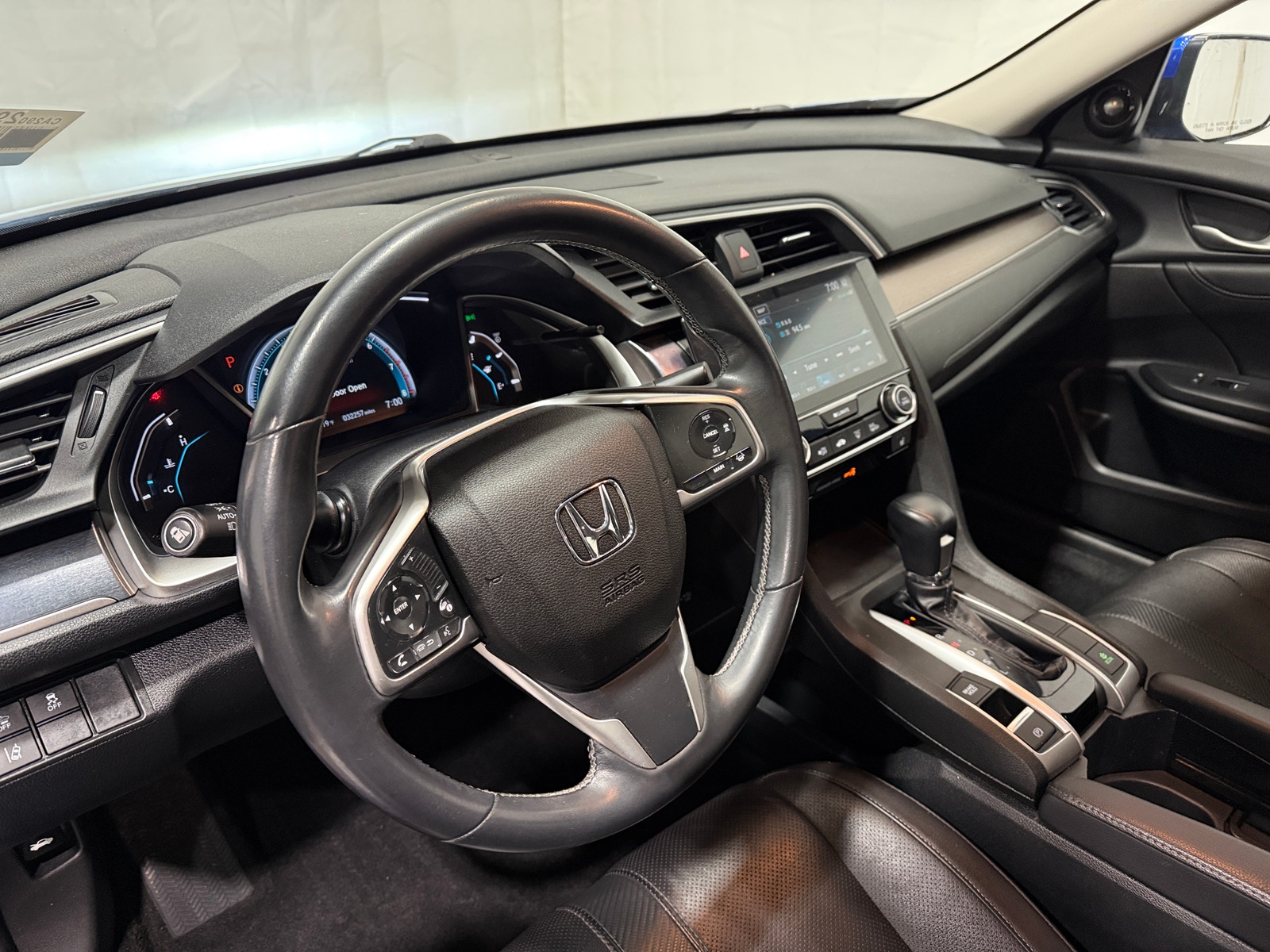 Thumbnail: 2016 Honda Civic - 4