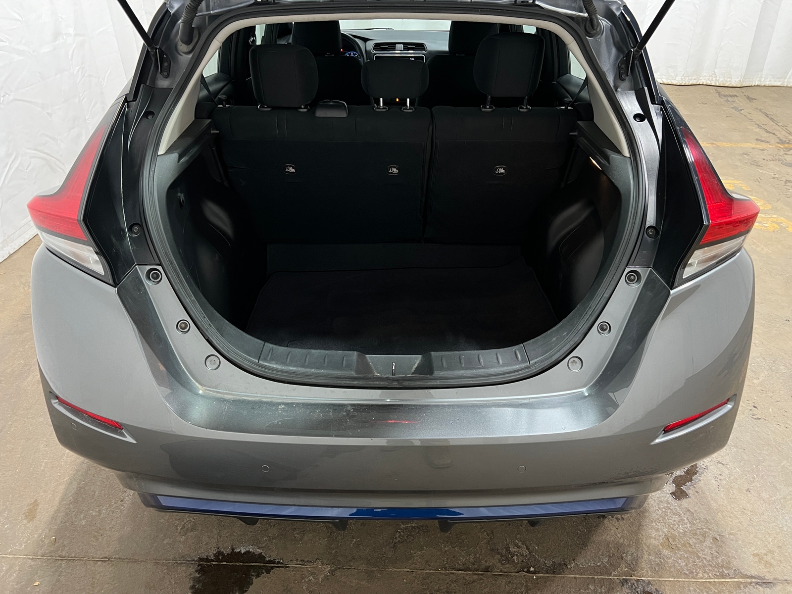 Thumbnail: 2022 Nissan Leaf - 7