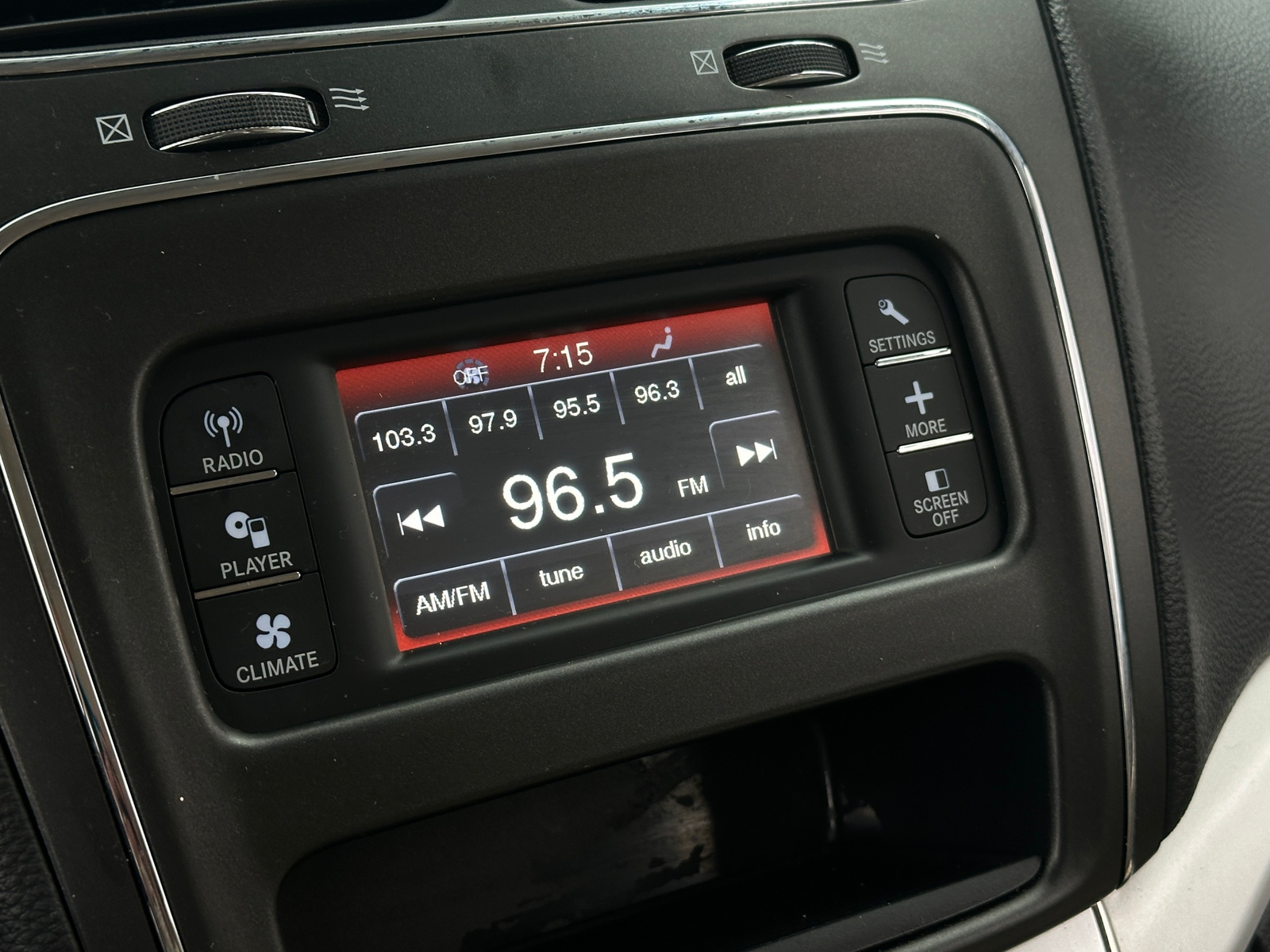 Thumbnail: 2020 Dodge Journey - 4