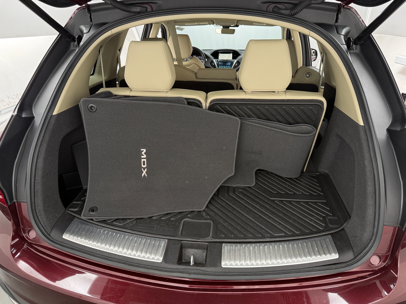 Thumbnail: 2018 Acura MDX - 6