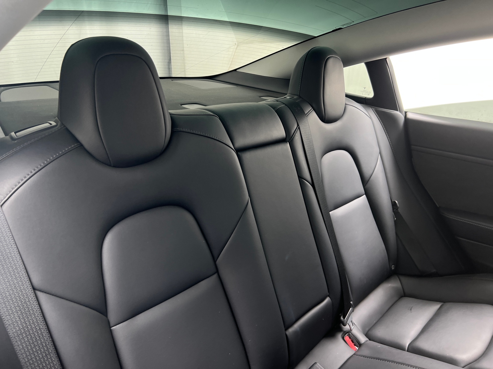 Thumbnail: 2021 Tesla Model 3 - 4