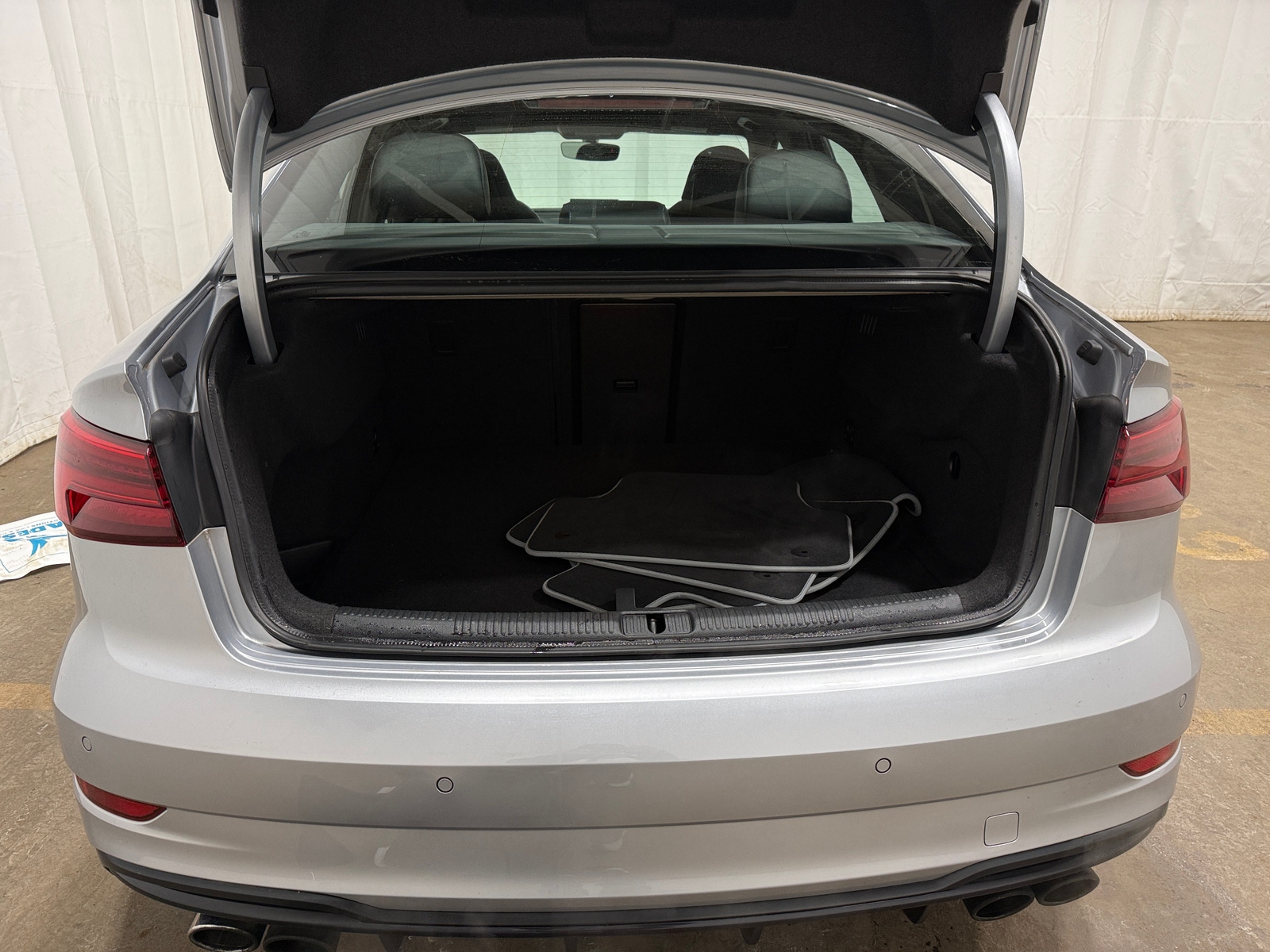 Thumbnail: 2018 Audi S3 - 6