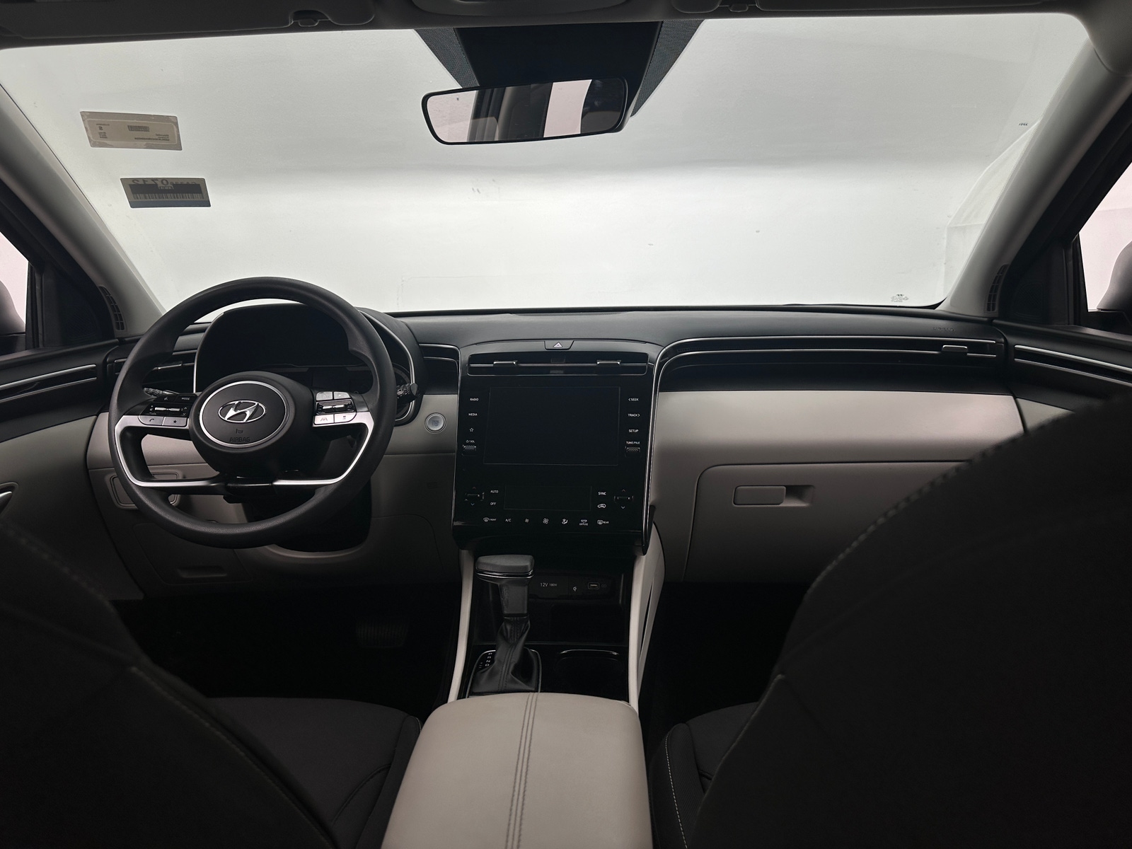 Thumbnail: 2024 Hyundai Tucson - 3