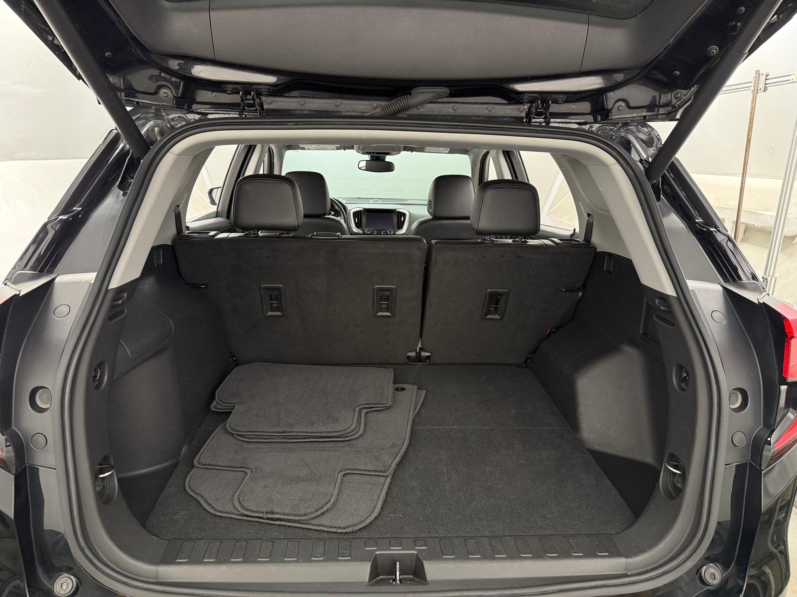 Thumbnail: 2024 GMC Terrain - 6