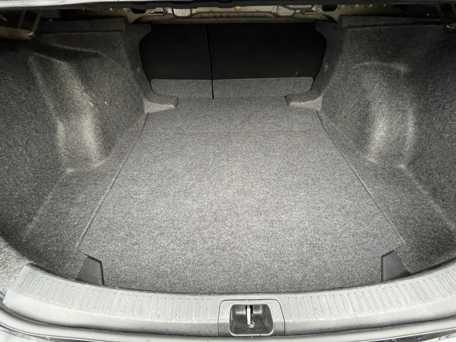 Thumbnail: 2025 Toyota Corolla - 6