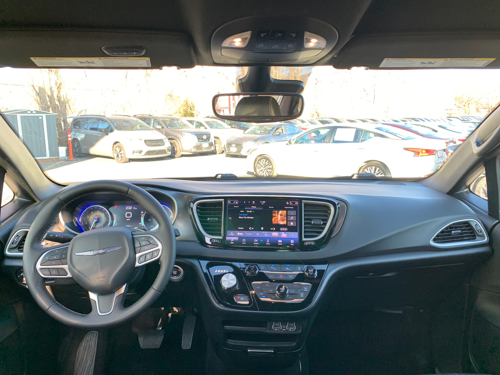 Thumbnail: 2025 Chrysler Pacifica - 2