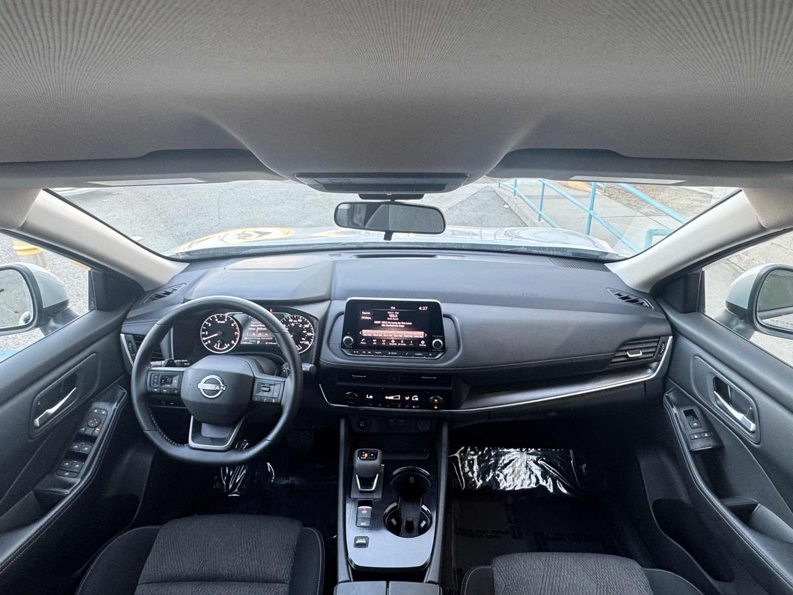 Thumbnail: 2025 Nissan Rogue - 3