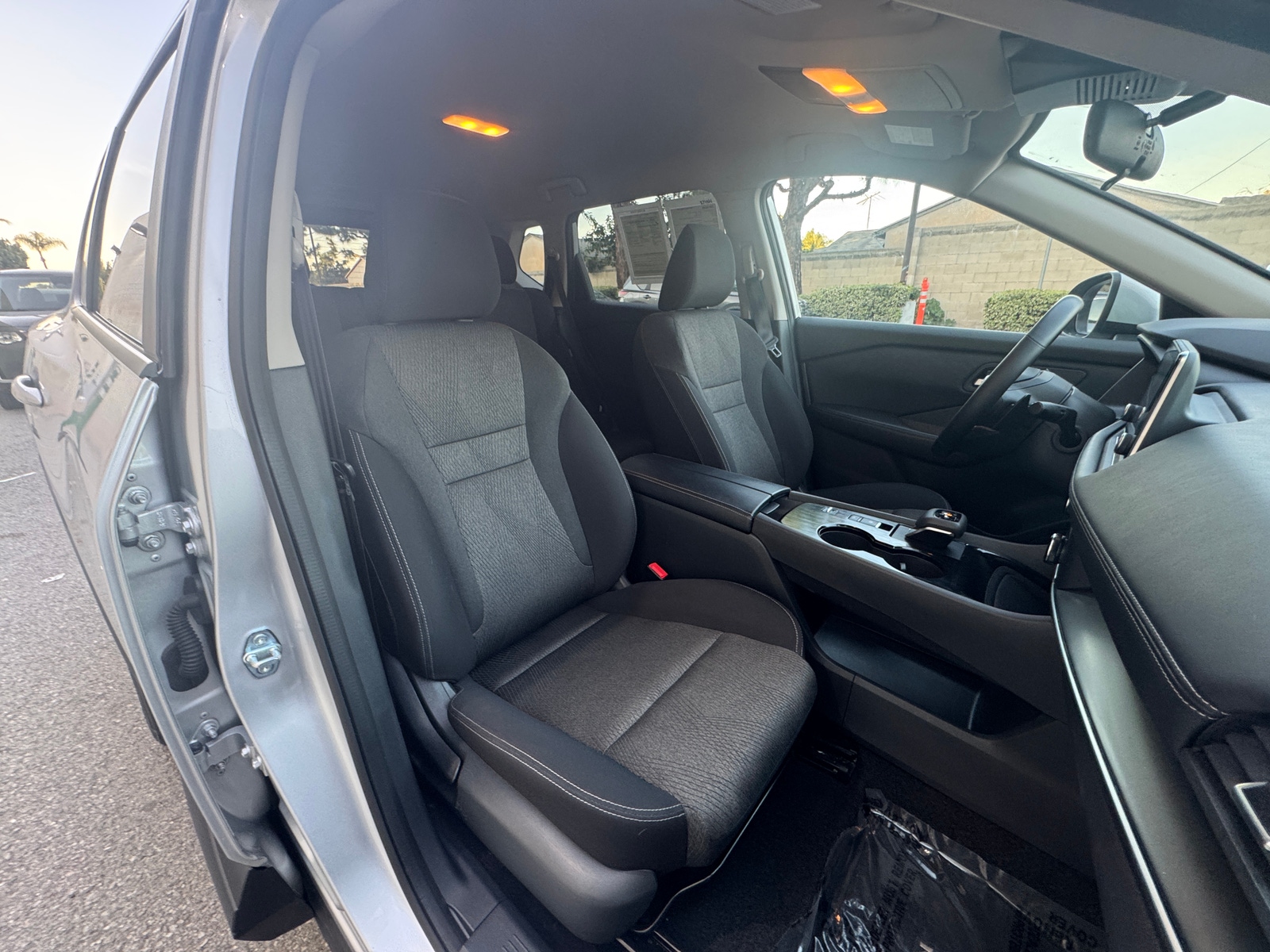 Thumbnail: 2025 Nissan Rogue - 2