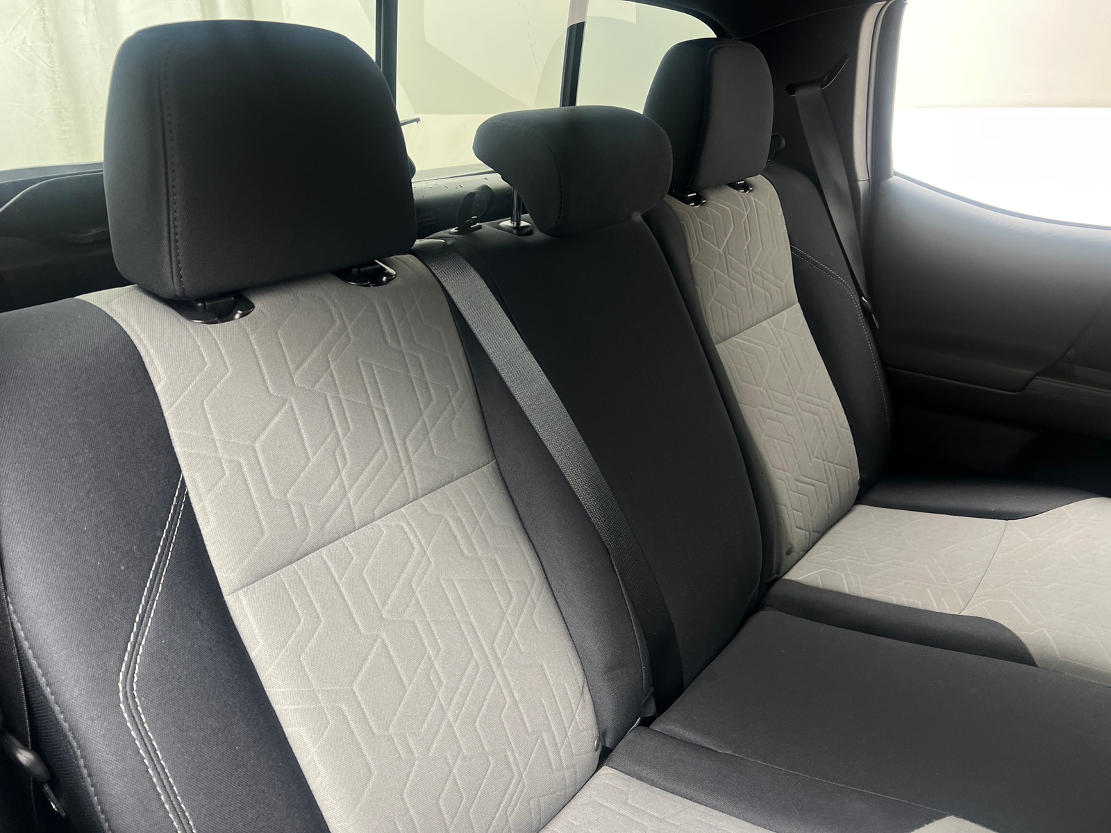 Thumbnail: 2020 Toyota Tacoma - 6