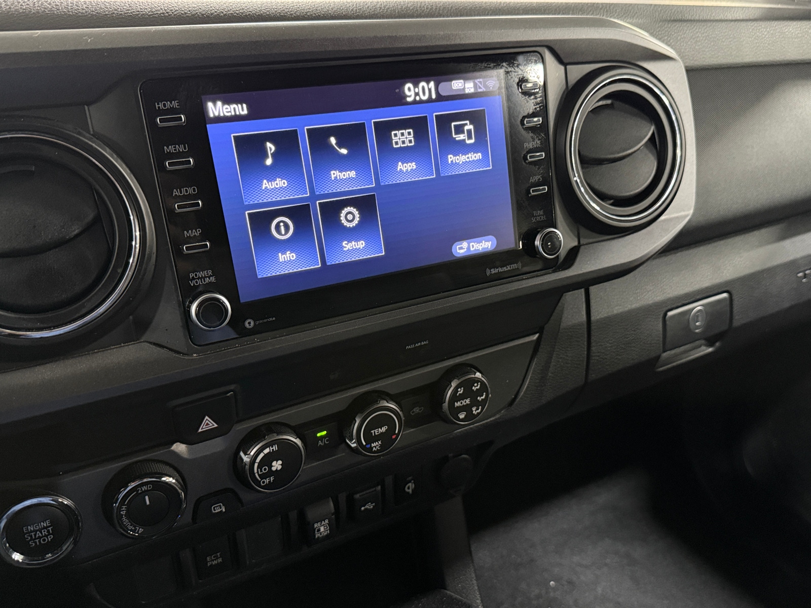 Thumbnail: 2020 Toyota Tacoma - 4