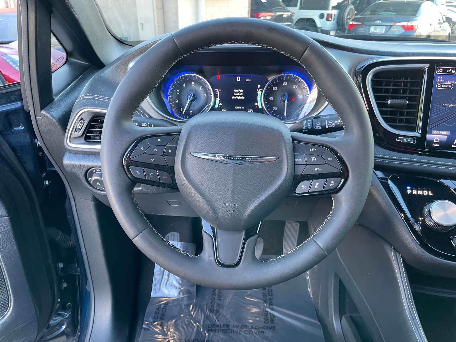 Thumbnail: 2025 Chrysler Pacifica - 5