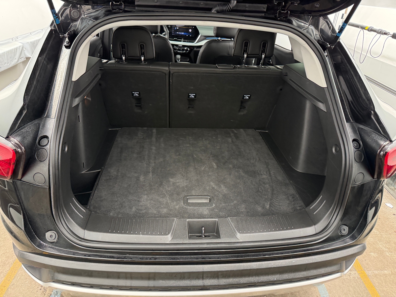 Thumbnail: 2025 Chevrolet Trax - 7