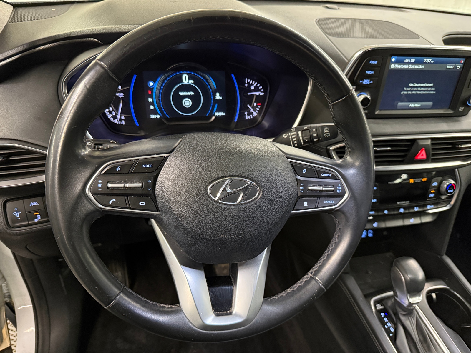 Thumbnail: 2020 Hyundai Santa Fe - 4