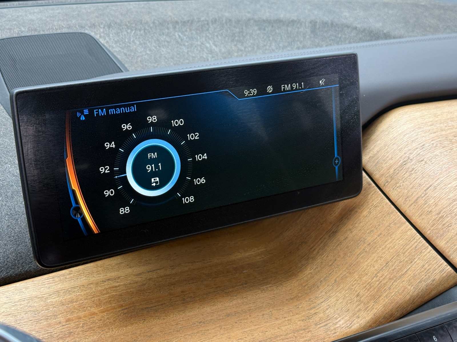 Thumbnail: 2015 BMW i3 - 3