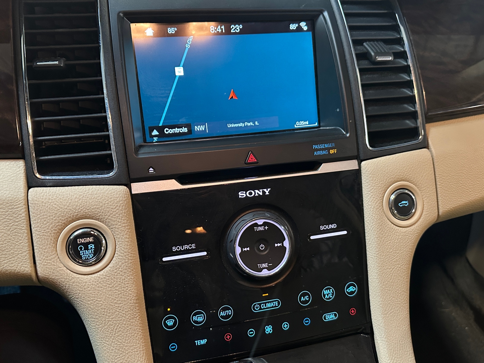 Thumbnail: 2017 Ford Taurus - 3