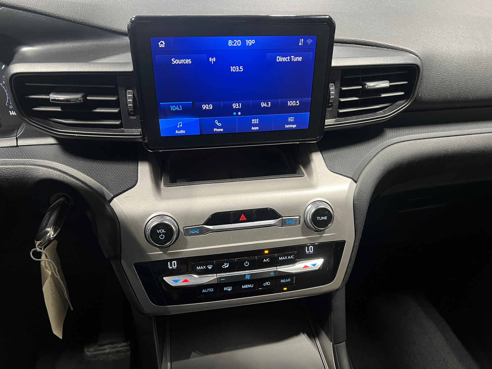 Thumbnail: 2021 Ford Explorer - 4