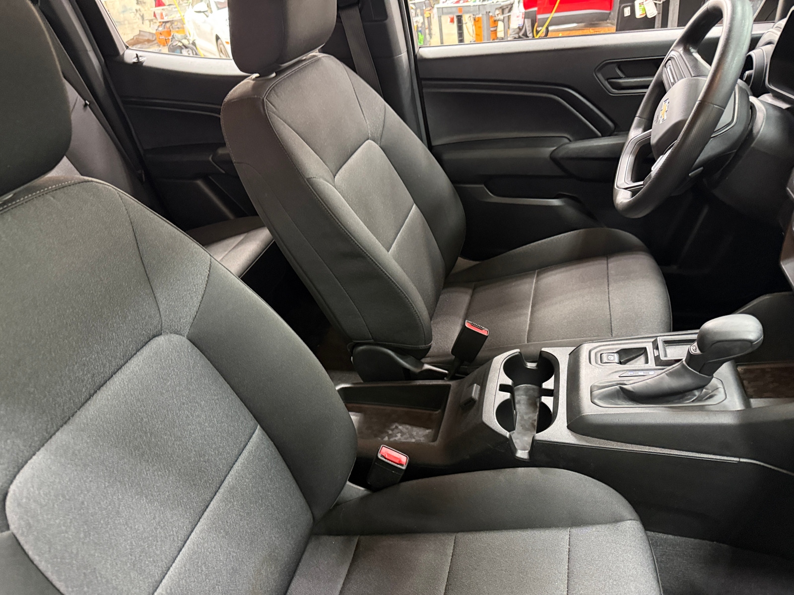 Thumbnail: 2024 Chevrolet Colorado - 2