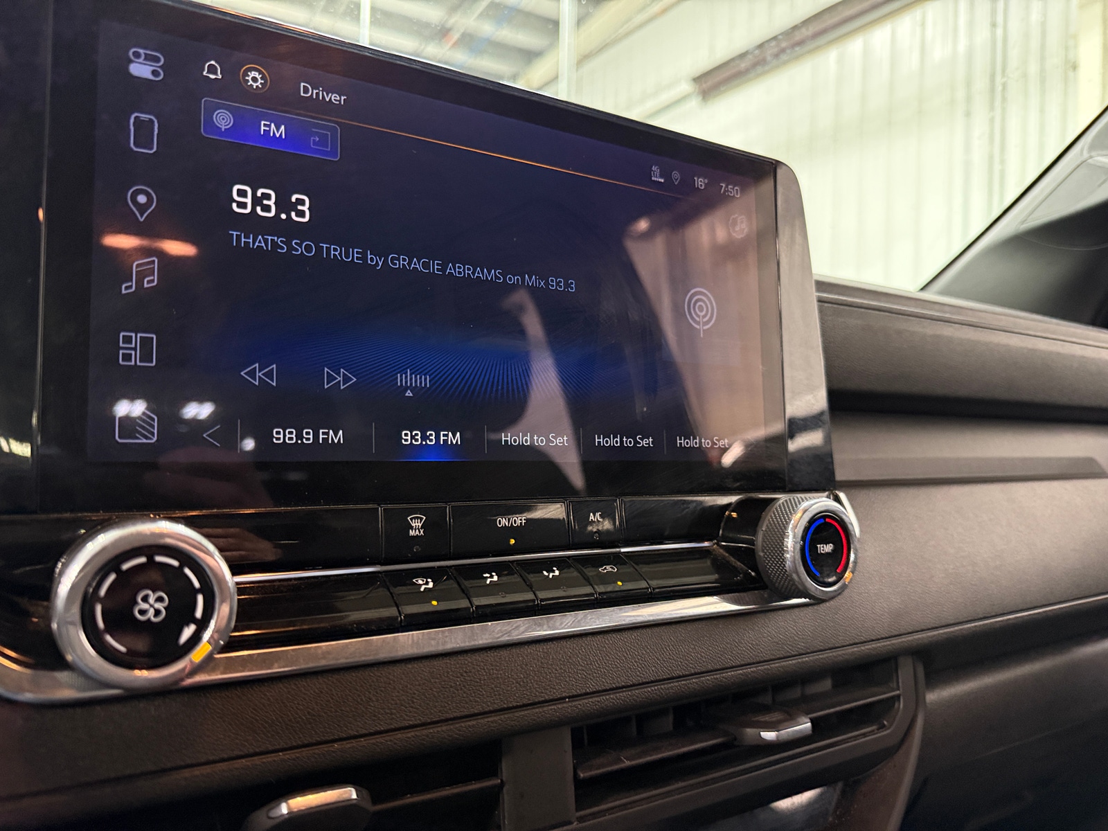 Thumbnail: 2024 Chevrolet Colorado - 4