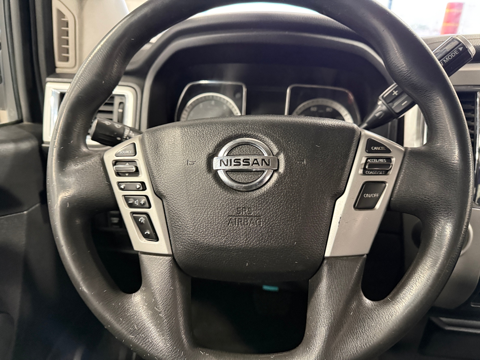 Thumbnail: 2018 Nissan Titan - 5