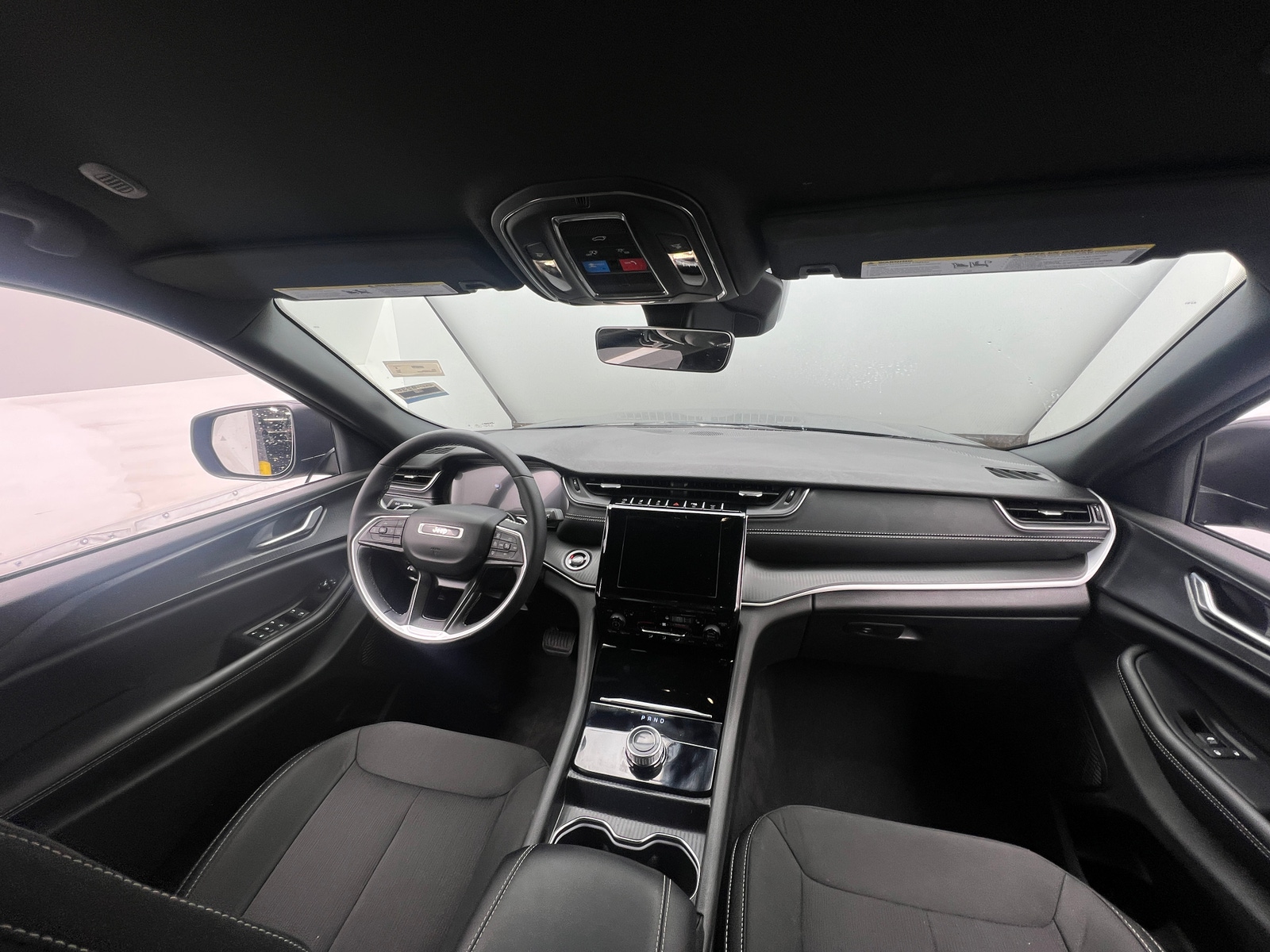 Thumbnail: 2025 Jeep Grand Cherokee - 3