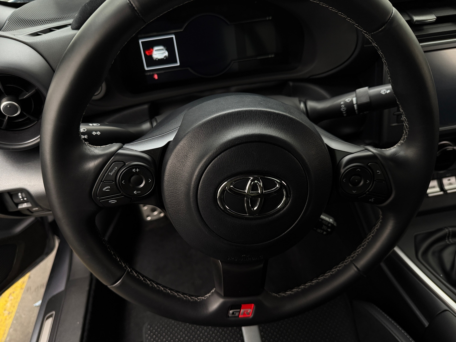 Thumbnail: 2023 Toyota GR86 - 4