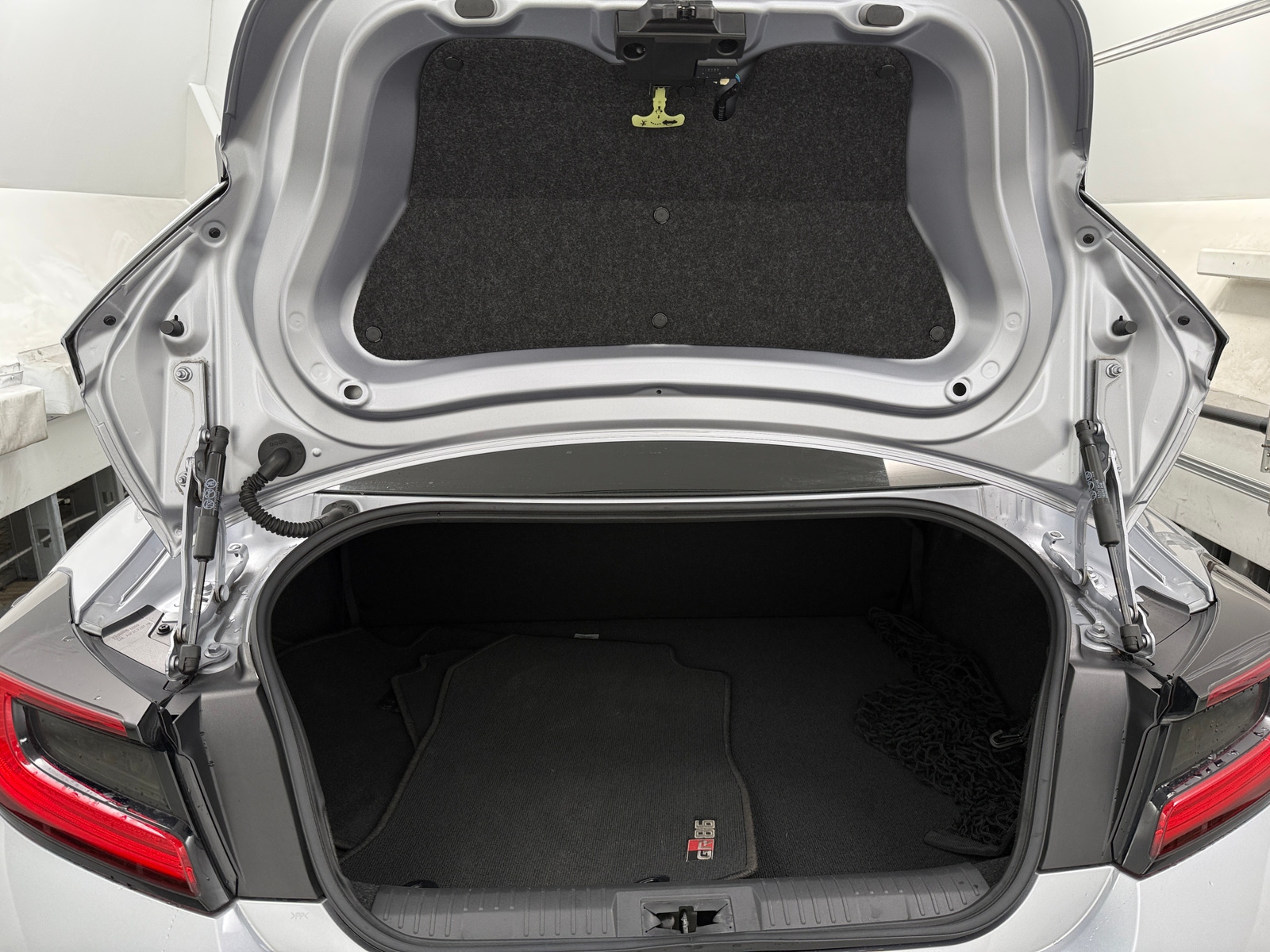 Thumbnail: 2023 Toyota GR86 - 5