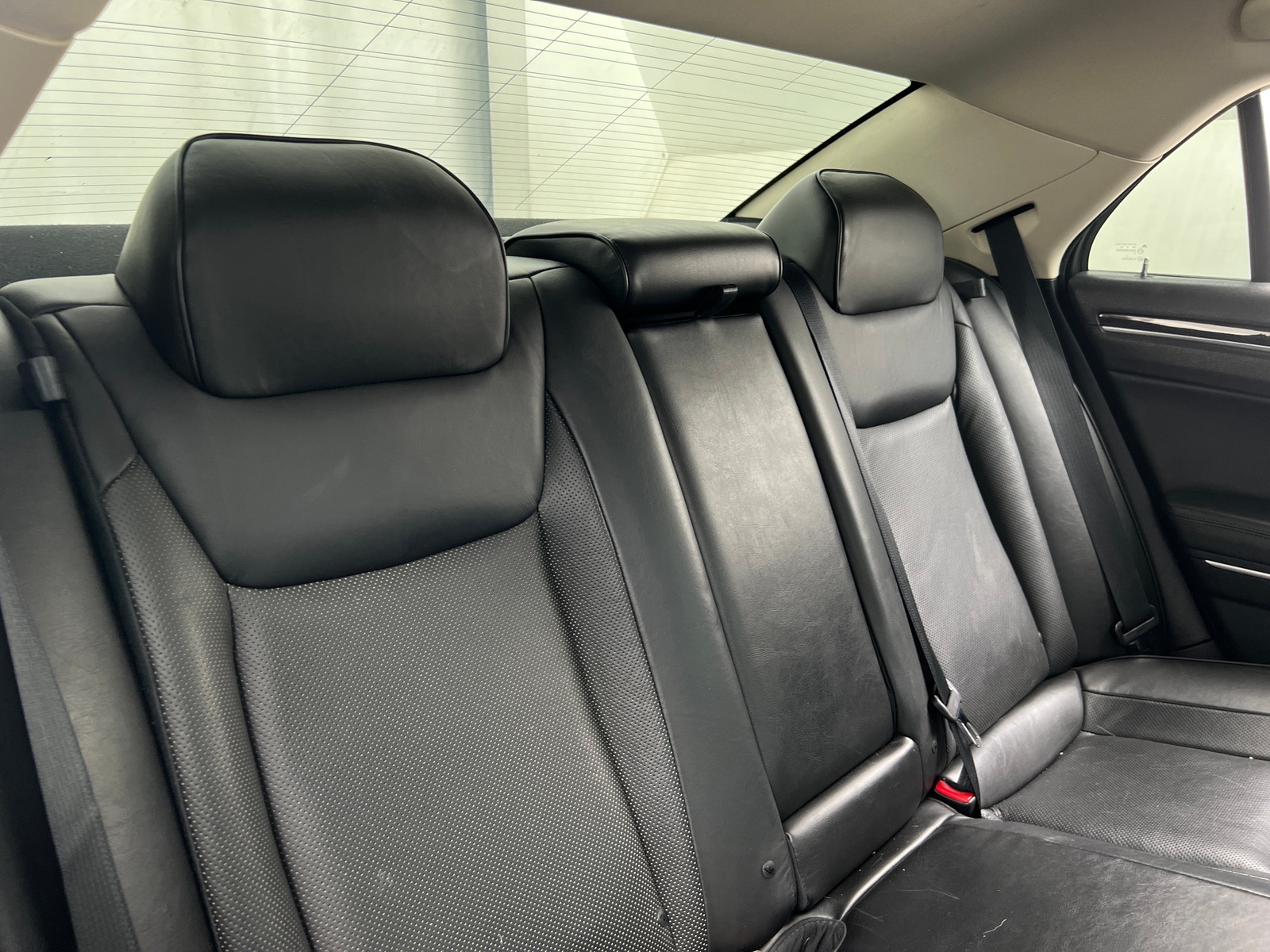 Thumbnail: 2019 Chrysler 300 - 5