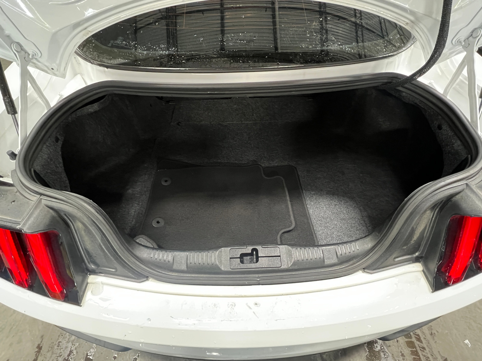 Thumbnail: 2019 Ford Mustang - 7