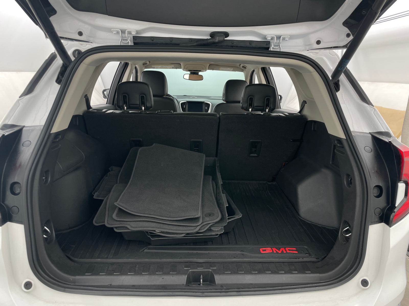 Thumbnail: 2020 GMC Terrain - 6