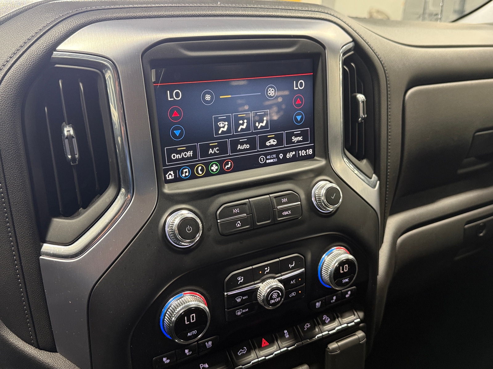 Thumbnail: 2022 GMC Sierra 1500 - 3