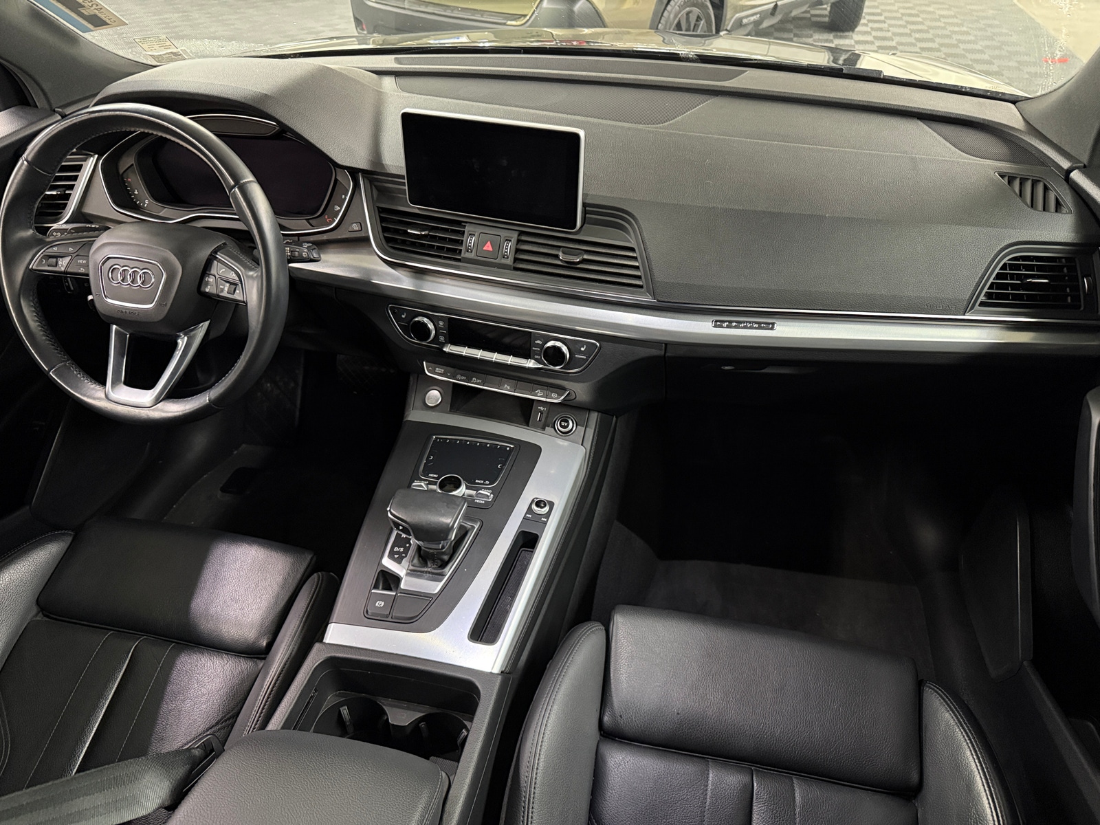 Thumbnail: 2020 Audi Q5 - 2