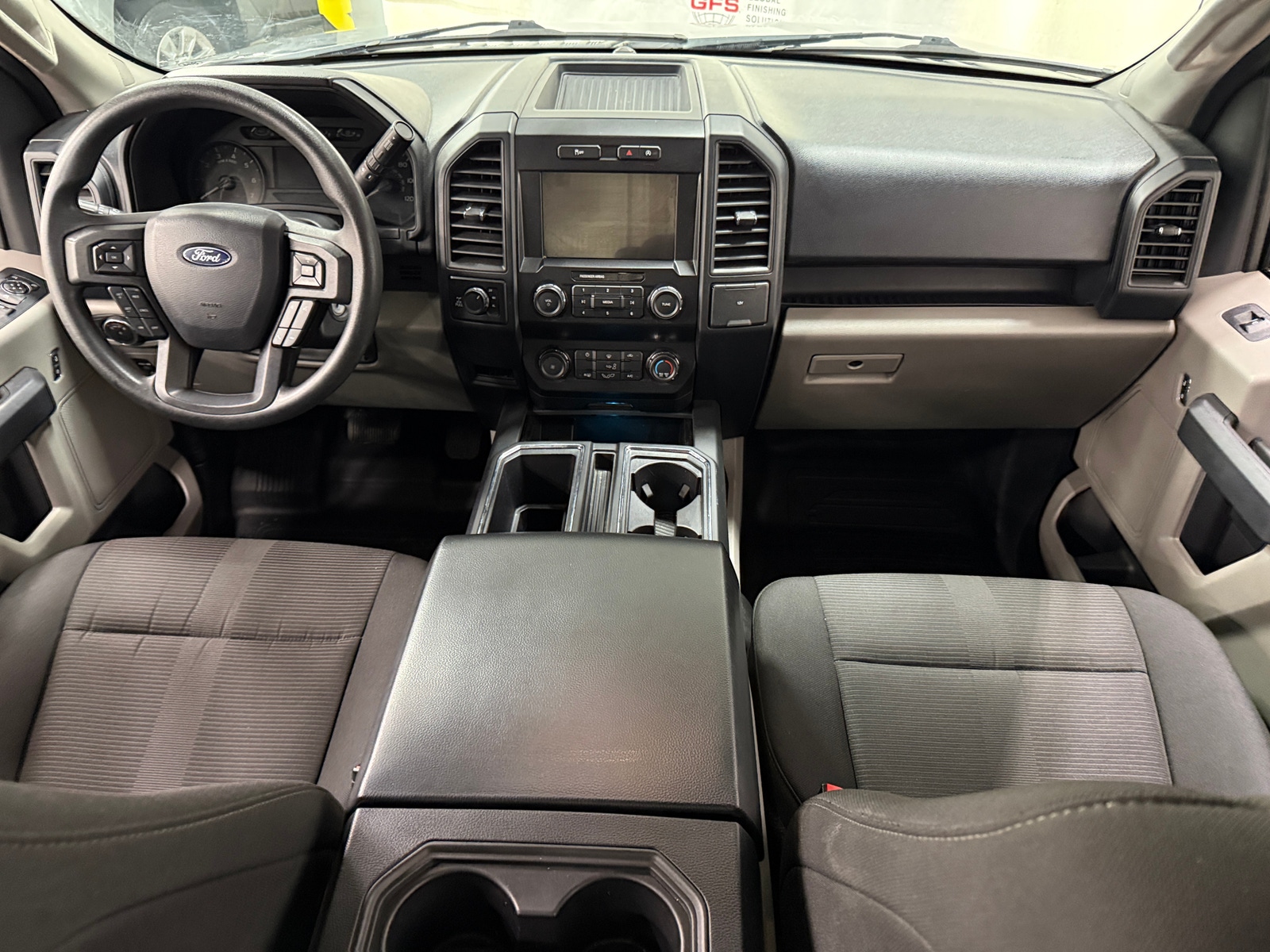 Thumbnail: 2020 Ford Econoline - 3