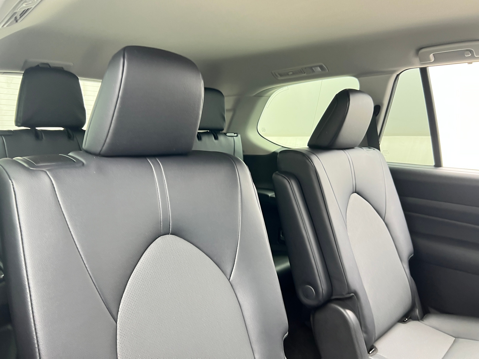 Thumbnail: 2025 Toyota Grand Highlander - 6