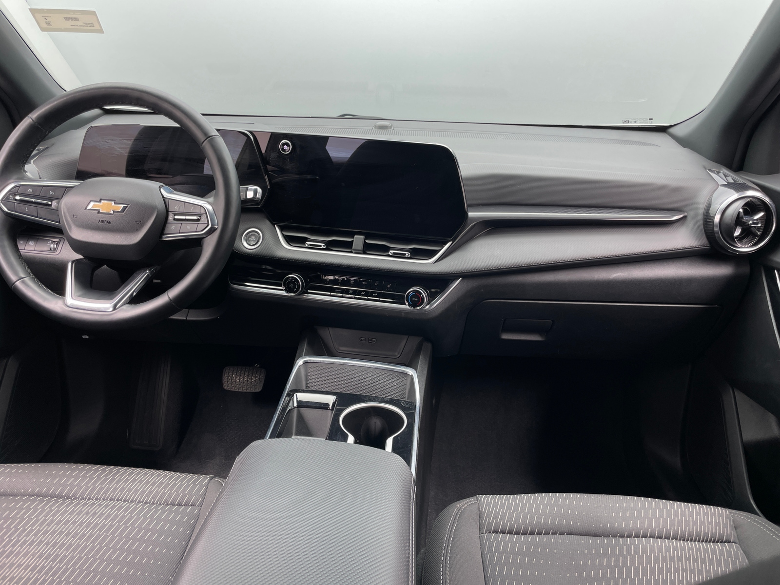 Thumbnail: 2025 Chevrolet Equinox - 3