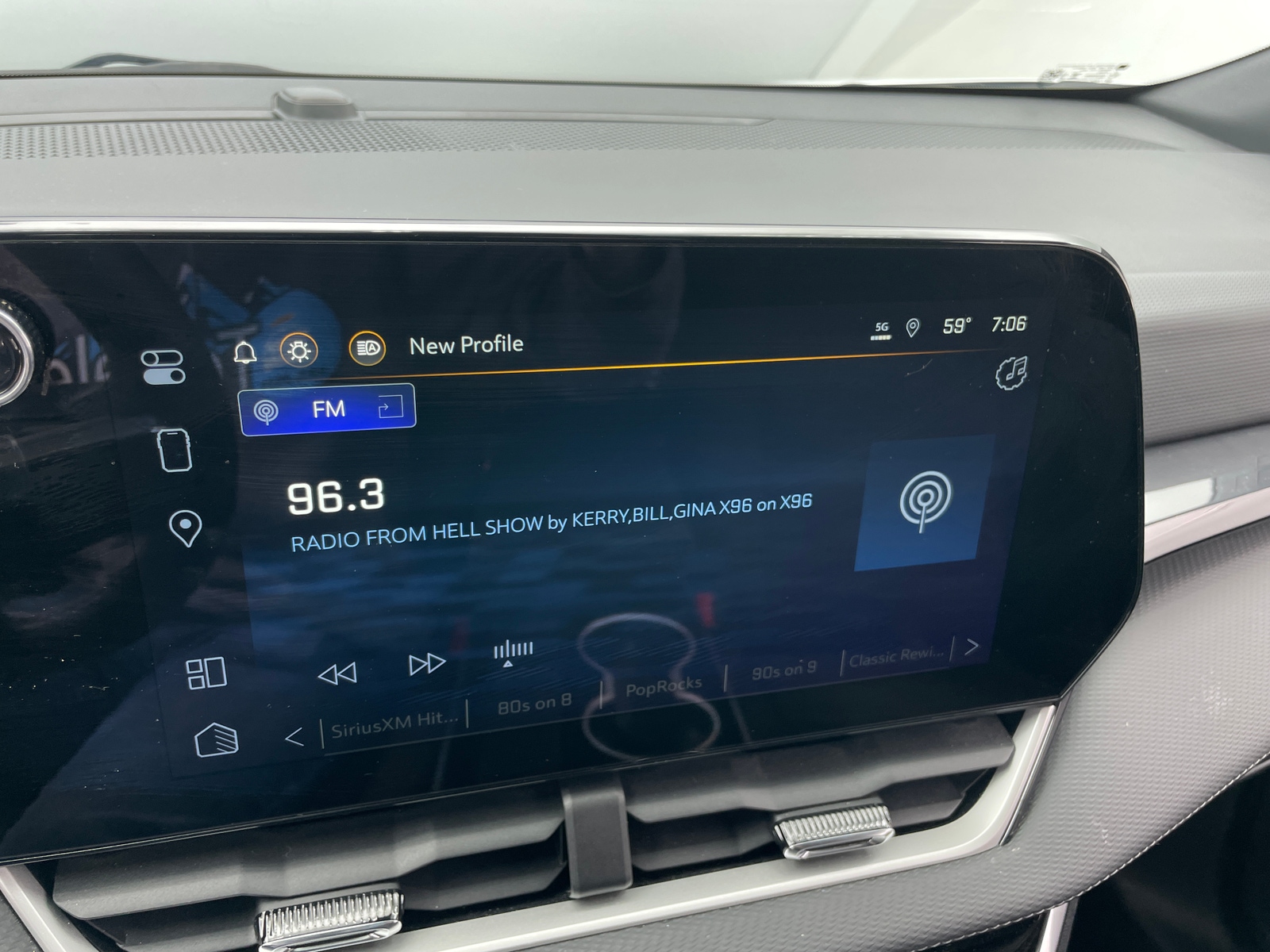 Thumbnail: 2025 Chevrolet Equinox - 4