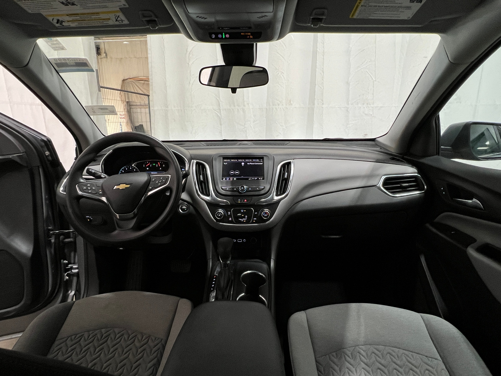 Thumbnail: 2023 Chevrolet Equinox - 3