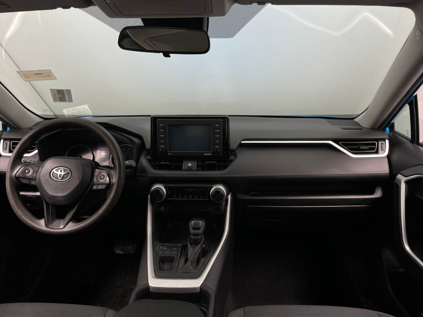 Thumbnail: 2021 Toyota RAV4 - 3