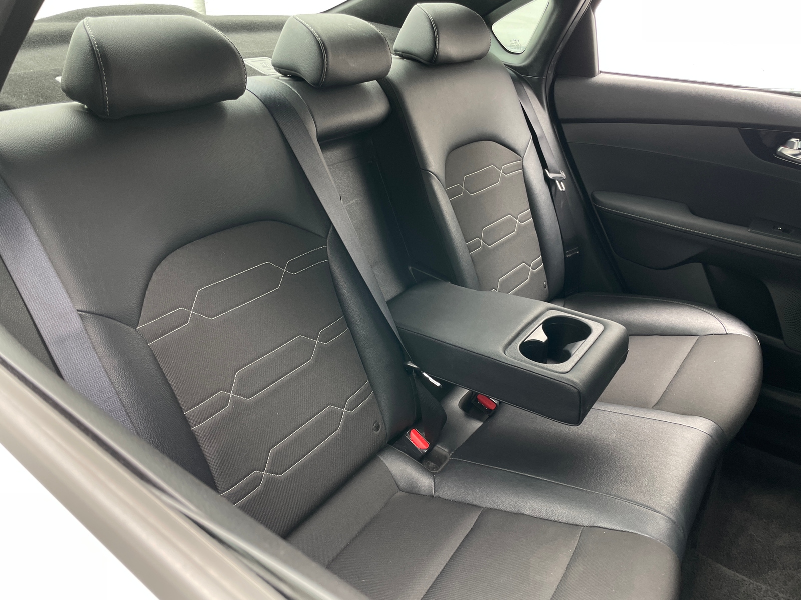 Thumbnail: 2023 Kia Forte - 6