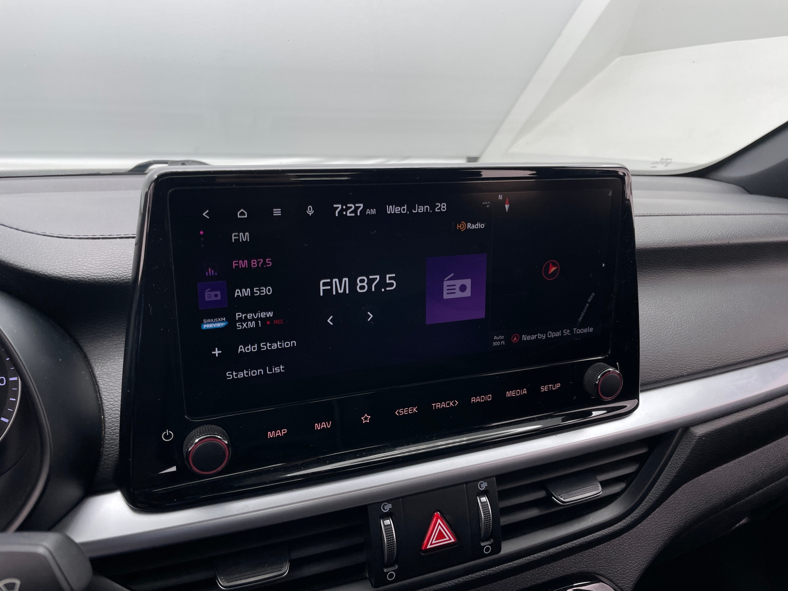 Thumbnail: 2023 Kia Forte - 4