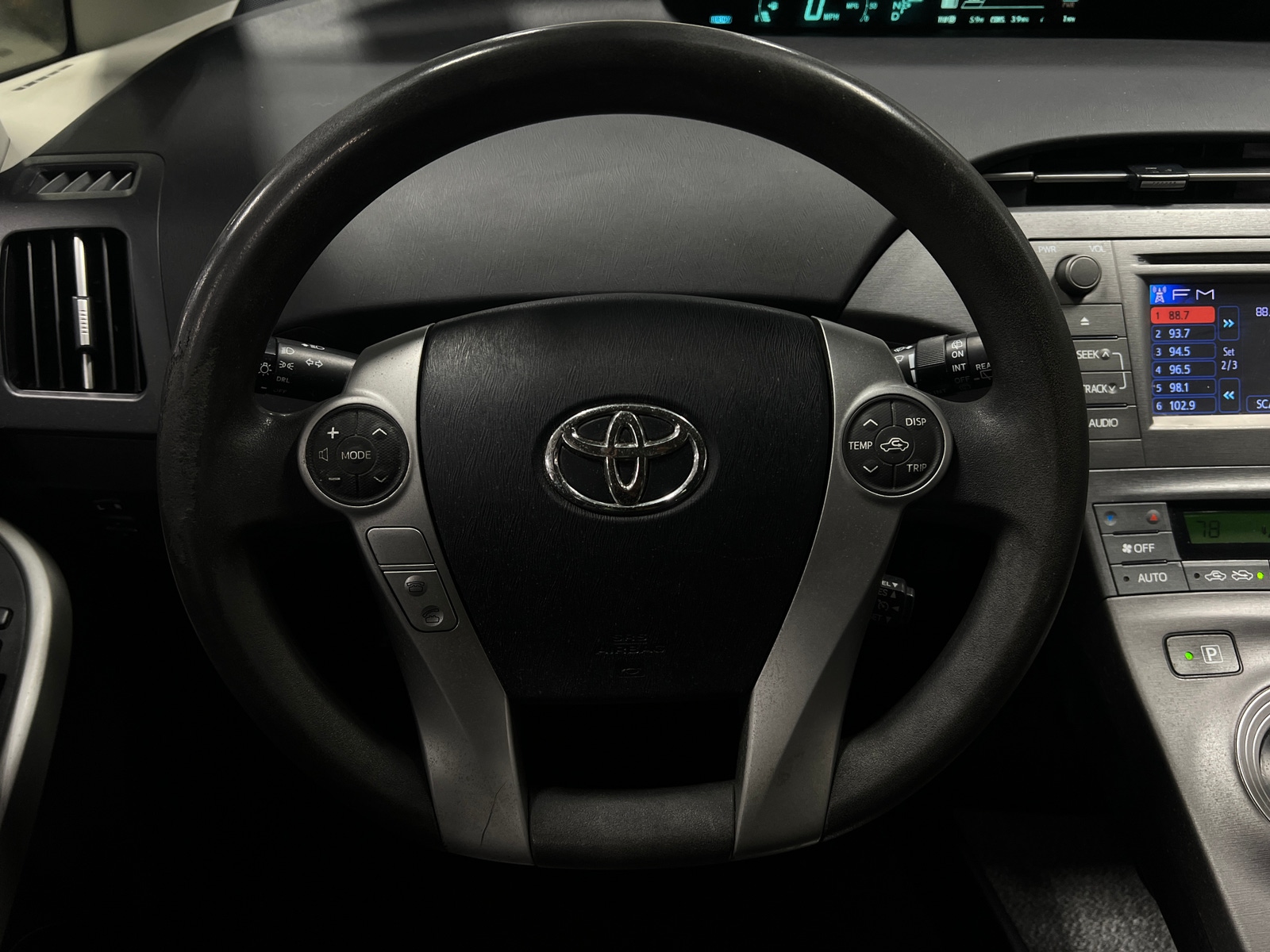 Thumbnail: 2013 Toyota Prius - 5